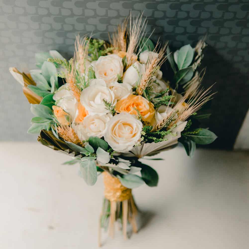Flowers & Decor